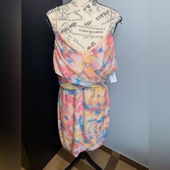 Guess mini sleeveless sequins dress NWT Size 14 - Picture 1 of 11